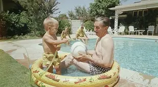 Walt Disney Pool