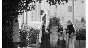 Ramallah Girls Talking