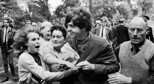 Paul Mccartney Mobbed By Fans