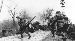 Nazi Soldiers Fighting In The Battle of the Bulge