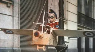 Boy Pilot Glasses Lamppost