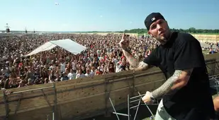 Fred Durst Giving Woodstock 99 Crowd The Finger
