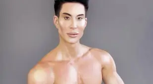 Justin Jedlica And Plastic Item