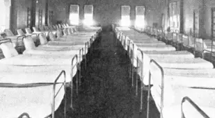 Line Of Beds In Patient Ward
