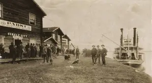 Nome Saloon