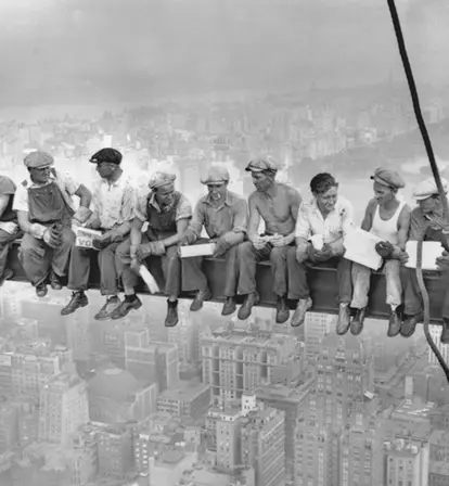 Lunch Atop A Skyscraper