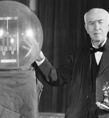 Who Invented The Lightbulb