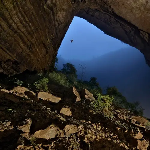 The Colossal Er Wang Dong Cave System