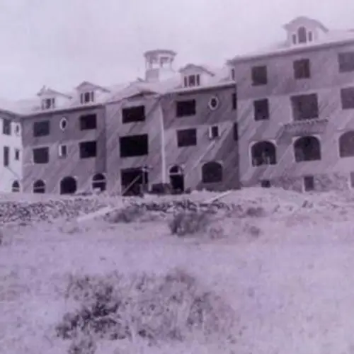 Inside The Shining Hotel: Real-Life Photos, Facts, And Fear