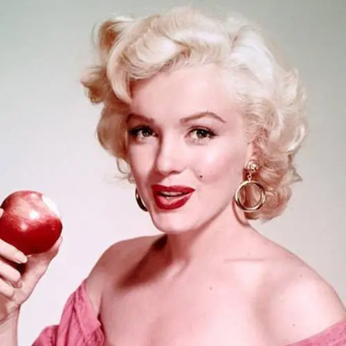 15 Little-Known Facts About Marilyn Monroe