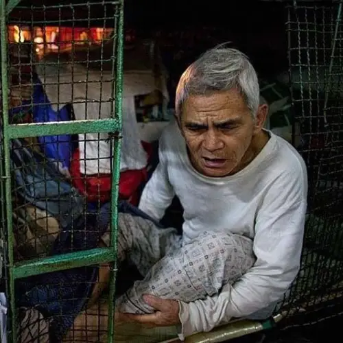 In Wealthy Hong Kong, The Poor Are Living In Wire Cages
