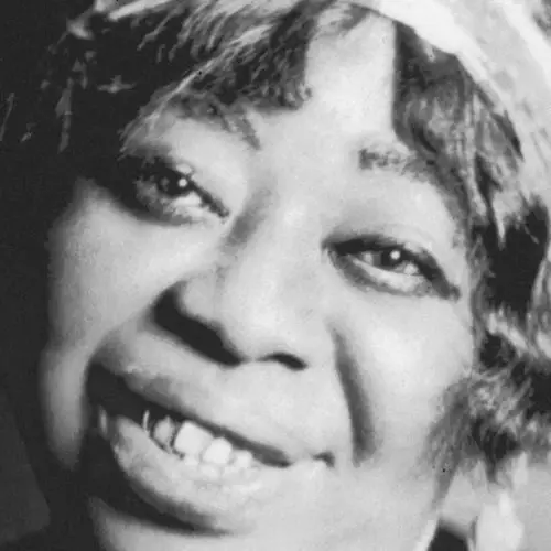 Meet Ma Rainey, The 'Mother Of The Blues' Who Fought For Her Voice In Jim Crow America