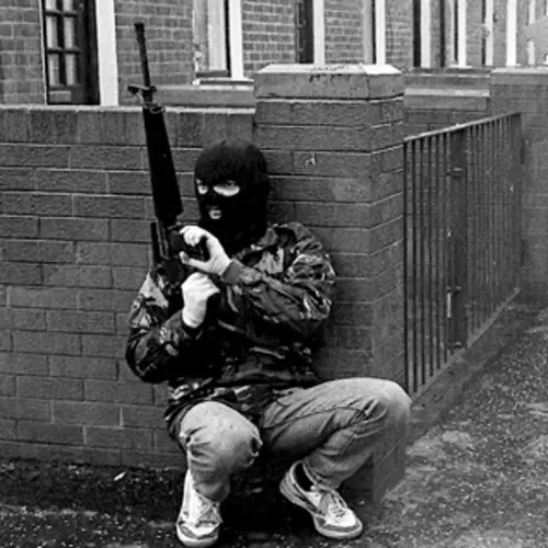 Harrowing Photos From The 30-Year War That Tore Northern Ireland Apart