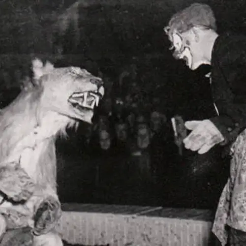 Under The Big Top: 36 Photos From The Early Days Of The Circus