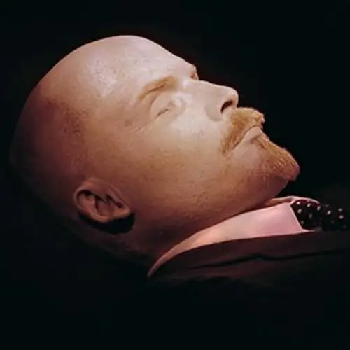 Inside Lenin's Mausoleum And The Best-Preserved Corpse On Earth