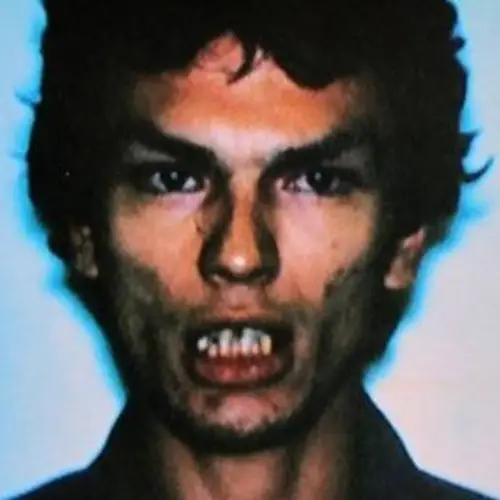 The Twisted Tale Of Richard Ramirez, The "Night Stalker" Serial Killer Who Terrorized 1980s California