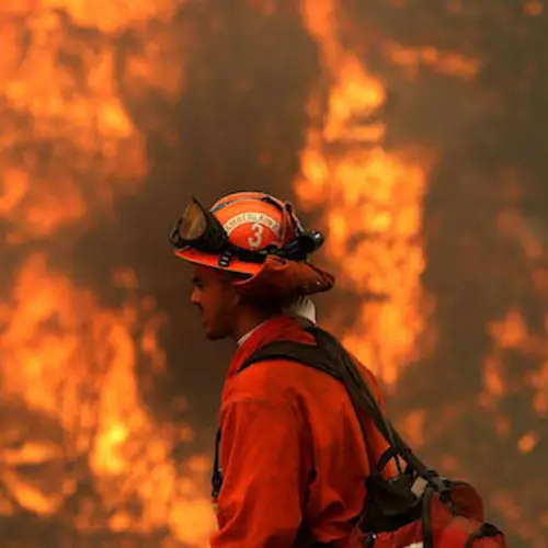 Inmates In California Are Fighting Wildfires For $1 Per Hour