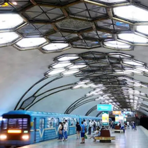 Uzbekistan's Tashkent Metro: 33 Never-Before-Seen Photos Of The World's Most Incredible Subway