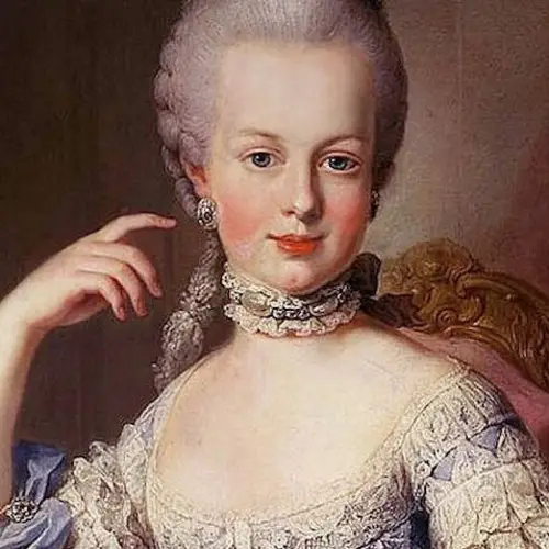The Opulent Lifestyle Of Marie Antoinette, France's Beheaded Queen