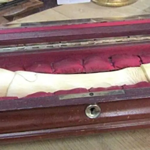While The Rest Of Victorian Ireland Starved, One Wealthy Irishman Bought His Wife An Ivory Dildo