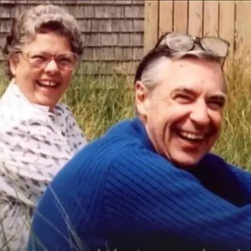 The 50-Year Marriage Of Fred And Joanne Rogers Was Just As Sweet As You'd Imagine