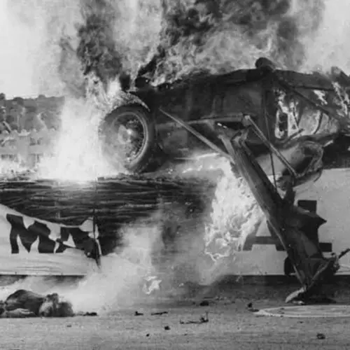 44 Pictures Of The 24 Hours Of Le Mans, From Film Stars To Tragic Crashes