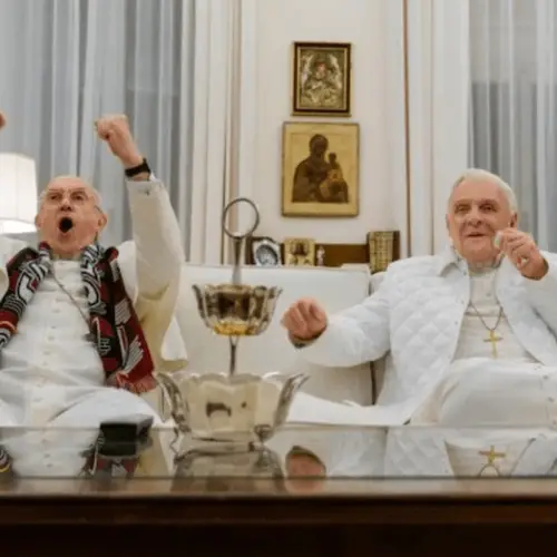 Did Pope Benedict XVI And Pope Francis Really Have Those Heart-To-Hearts From <em>The Two Popes</em>?