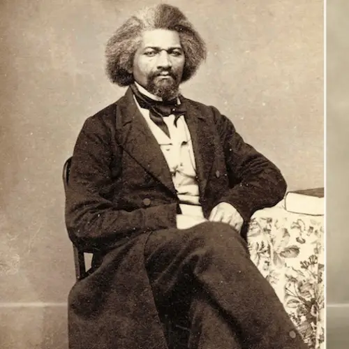 19 Side-By-Side Portraits Of Famous People From History And Their Modern Descendants