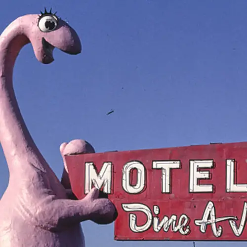 Take A Road Trip Back In Time With These Vintage Photos Of American Roadside Attractions