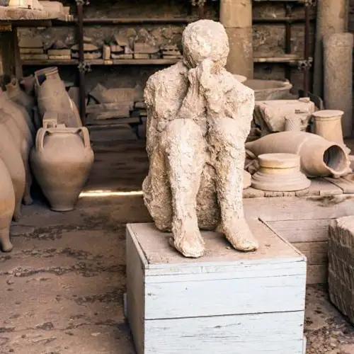A Canadian Woman Returns Artifacts She Stole From Pompeii, Claiming The 'Cursed' Items Gave Her Cancer