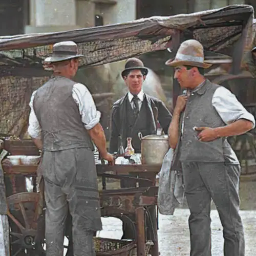 43 Colorized Photos That Capture Victorian London As It Really Was