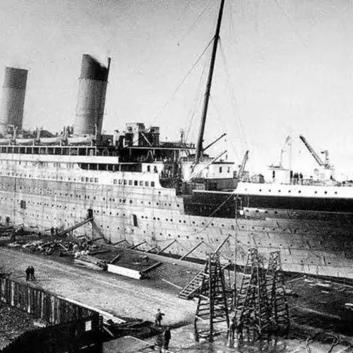 How Big Was The Titanic — And How Did Its Grand Design Contribute To Its Sinking?