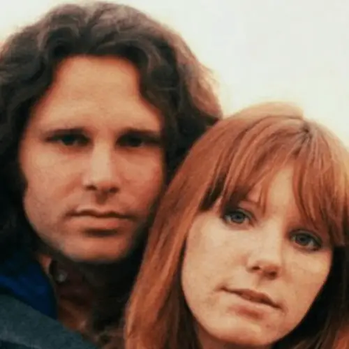 The Story Of Pamela Courson And Her Wild Relationship With Jim Morrison