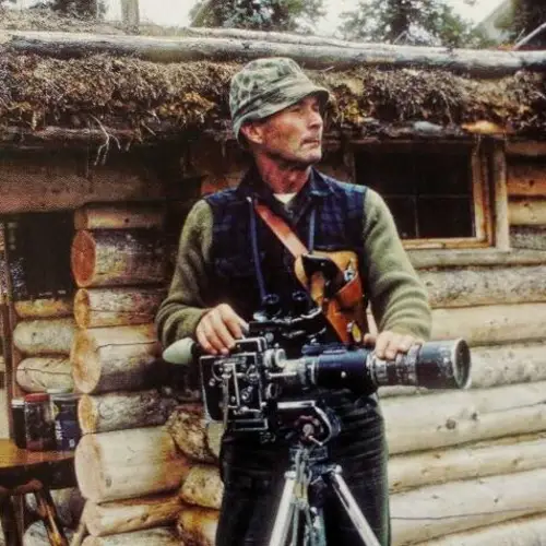 The Unbelievable Story Of Dick Proenneke, The Man Who Lived Alone In The Alaskan Wilderness For 30 Years