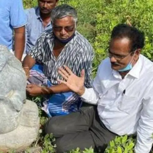 Indian Farmer Finds 800-Year-Old Lord Ganesh Statue — On The Eve Of Festival Honoring The Deity