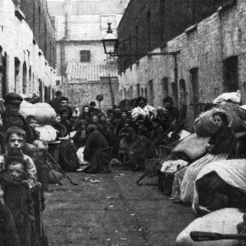 'The Smell Of A Graveyard:' 27 Haunting Images Of Life In Victorian England's Slums