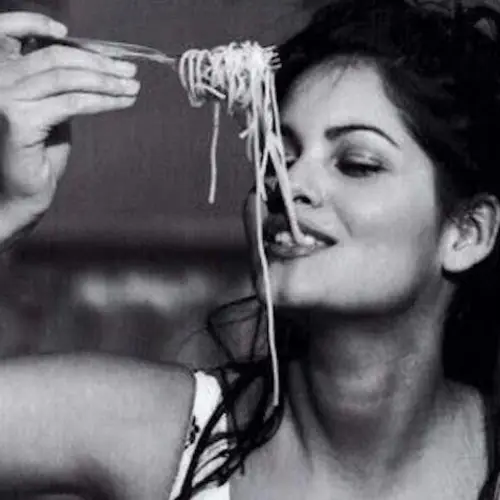 33 Stunning Images Of Claudia Cardinale — And The Little-Known Story Behind The 1960s Sex Symbol