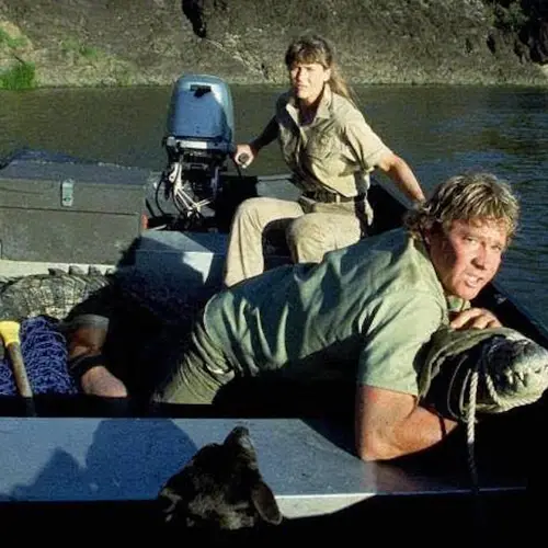 33 Jaw-Dropping Photos Of Steve Irwin's Life, From Wrangling Crocodiles To Cuddling Kangaroos