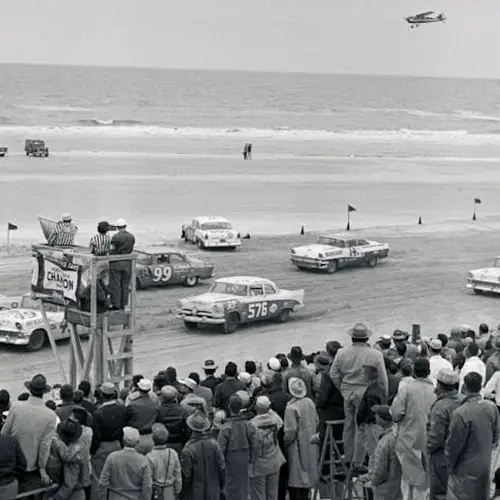 36 Historic Photos That Capture The Rough-And-Tumble Beginnings Of NASCAR