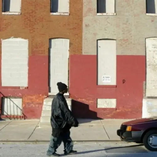 33 Haunting Photos Of The Abandoned Baltimore Ghetto