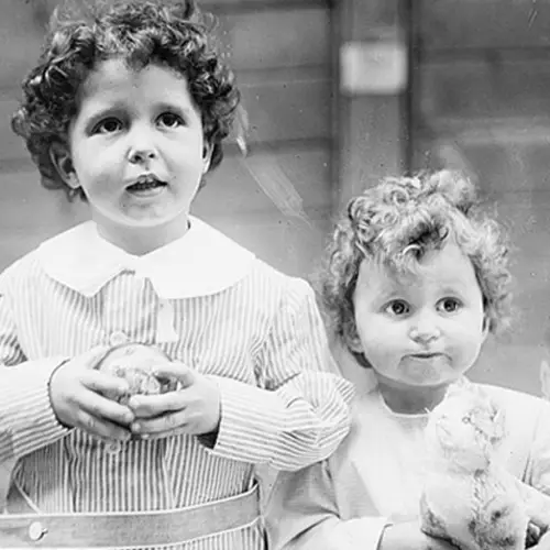 33 Rare Titanic Photos From Before And After The Sinking