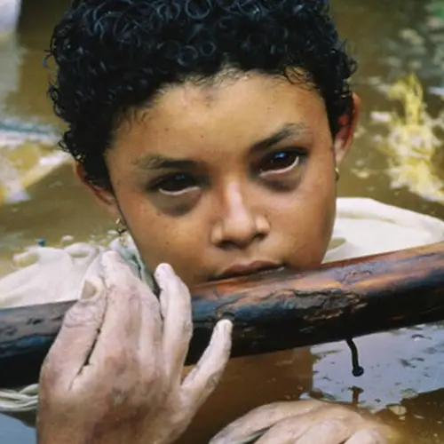 Omayra Sánchez Was Trapped In A Mudflow When A Photographer Captured Her Last Moments