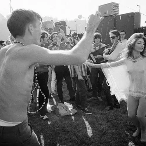 A Brief History Of The Hippies, The 1960s Movement That Changed America