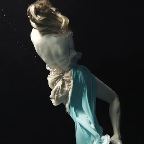 20 Underwater Photos That Will Blow Your Mind