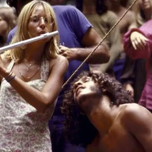 69 Woodstock Photos That Will Take You To The 1960s' Most Iconic Music Festival