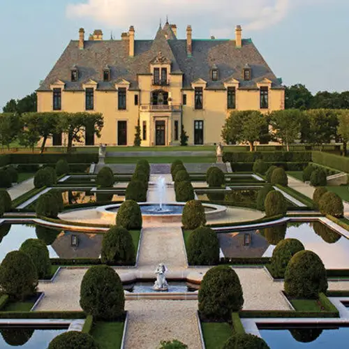 10 Enchanting New York Castles Built By 20th-Century American Royalty