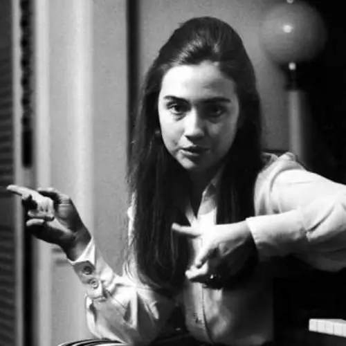 Inside The Life Of A Twenty-Something Hillary Clinton