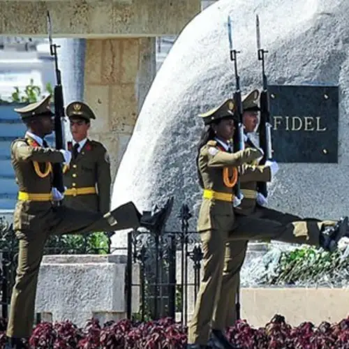 10 Famous Funerals Even More Extravagant Than Fidel Castro's