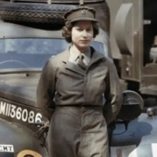 47 Photos Of Queen Elizabeth II Way Before She Looked Like Your Grandmother