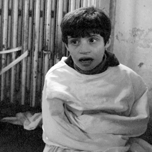 44 Disturbing Photos Of Mental Asylums From Decades Past That Are Like Something Out Of A Horror Movie